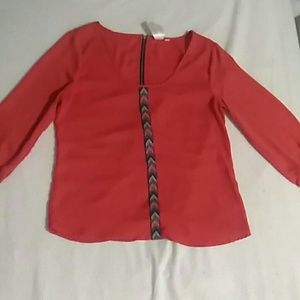 Im selling a adult small blouse from society girl